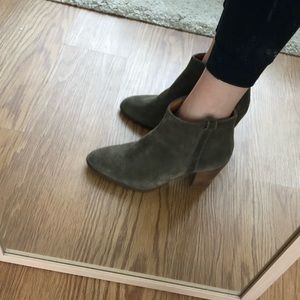 NWOT Madewell Ankle Bootie Khaki Suede